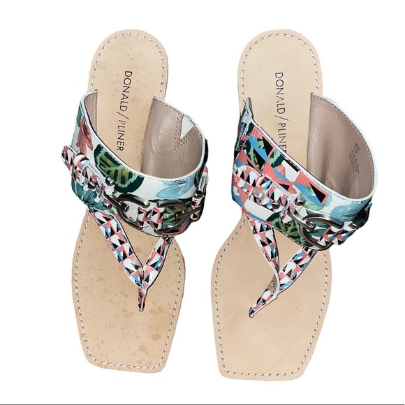 DONALD J PLINER Mimi Jungle Thong Sandal Size 7.5 - Picture 8 of 8